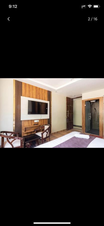 Hotel & Hostel Vimal Ganga Rishīkesh Екстериор снимка