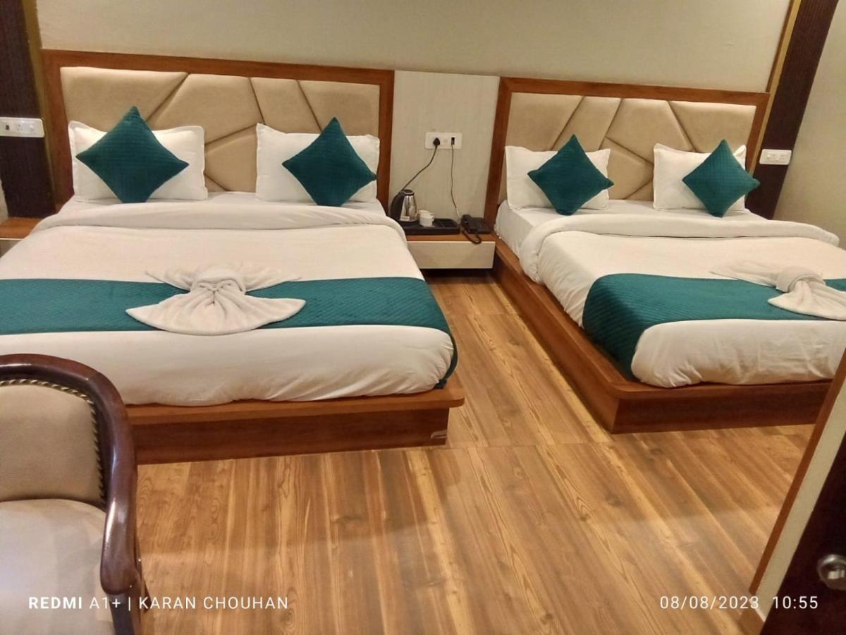 Hotel & Hostel Vimal Ganga Rishīkesh Екстериор снимка
